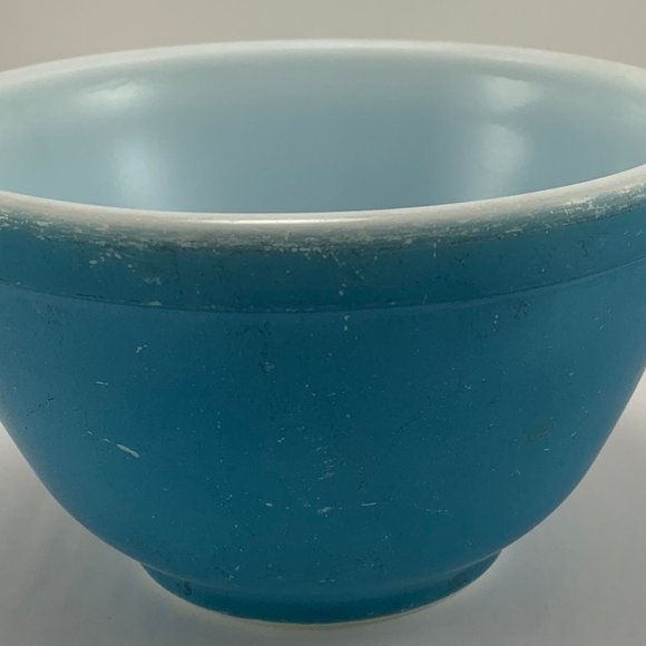 Pyrex 1940's-1950's Primary Color Blue #401 - Picture 12 of 12